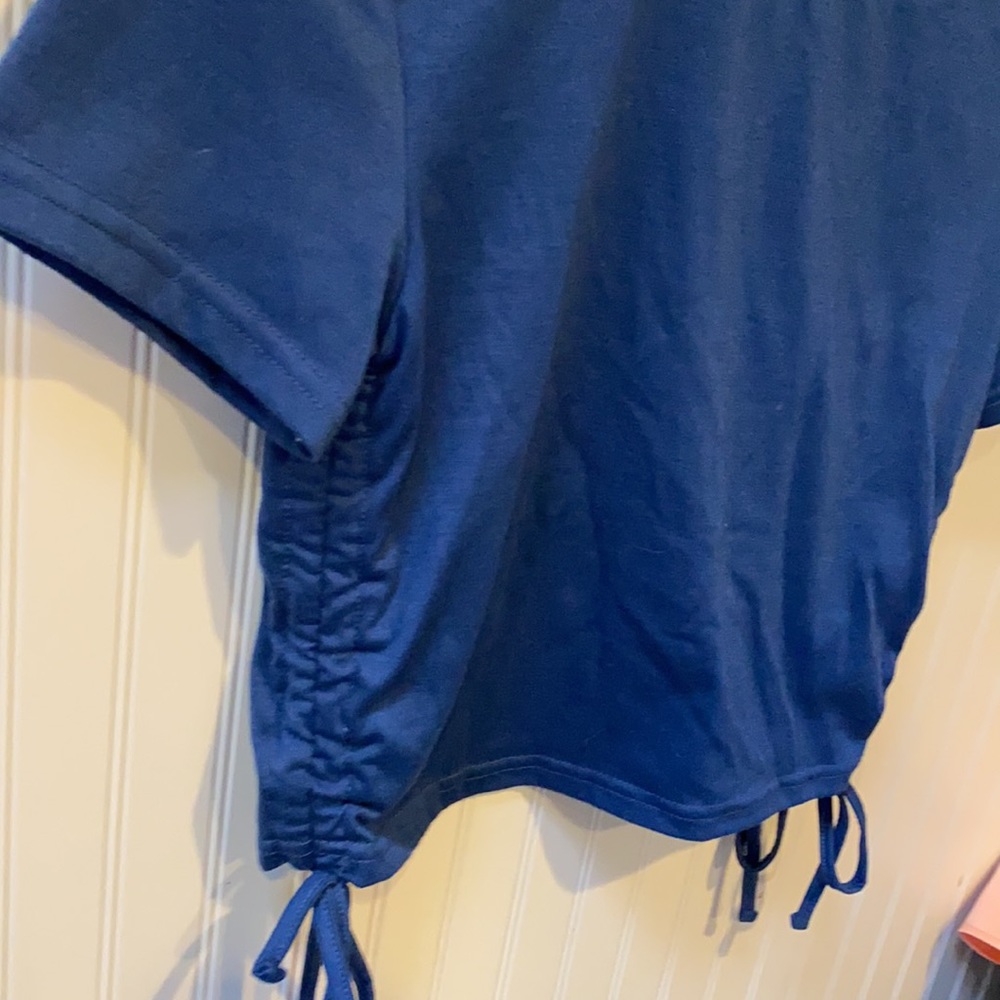 Blue Top💙 - Picture 2 of 2
